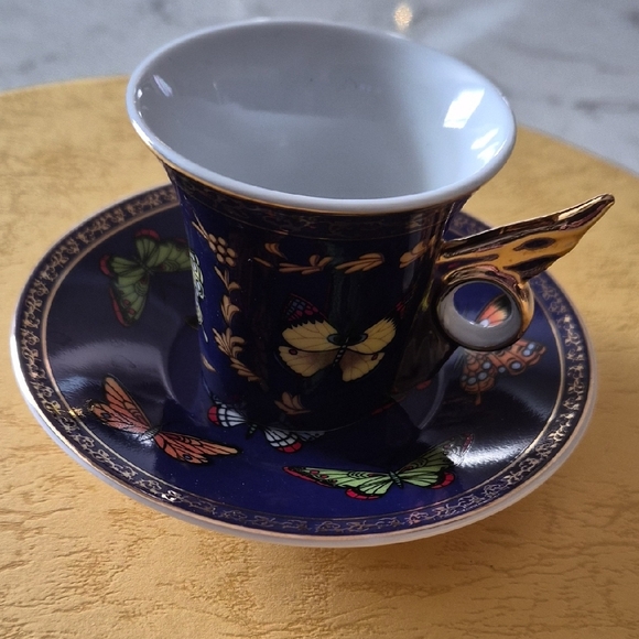 Butterfly Design Porcelain Tea Set - Picture 1 of 6